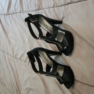 GUESS Black heels size 7